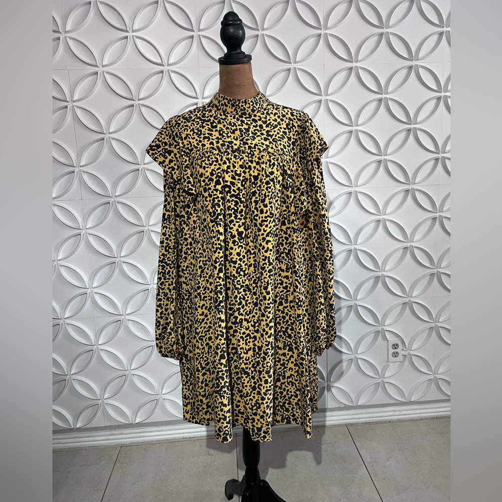Pierce Leopard Print Long Sleeve Mock Neck Minidress size XL 
WAYF #4